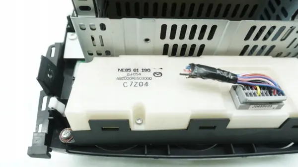 Mazda MX5 NC Radio-panel OEM 14793326 - Begagnad image 5