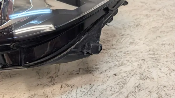 PEUGEOT 308 II T9 LIFT LINKER KOPLAMP LED 9816990680 image 6