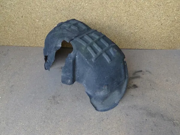 AUDI A4 B8 8K Right Rear Wheel Arch 8K0810172C image 2