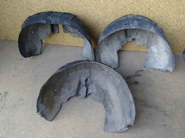 AUDI A4 B8 8K Right Rear Wheel Arch 8K0810172C image 6