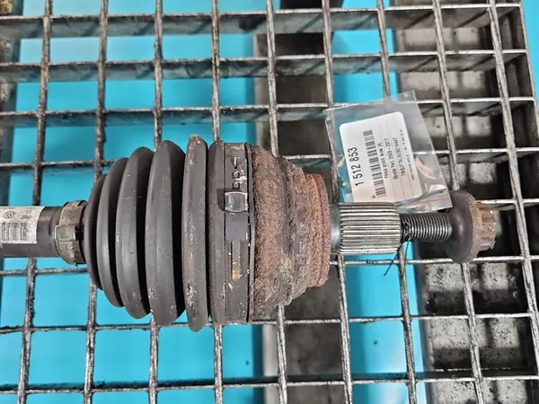 Vänster framaxel Skoda Yeti 1.2 TSI Manuell image 2