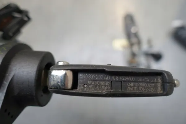 Sytytyskytkin avaimella Volkswagen Golf VI image 5