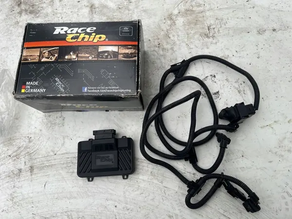 Race Chip Ultimate Boîtier Chiptuning Audi VW 2.0TFSI 3.0TFSI image 1