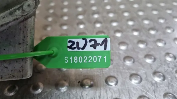 Réservoir de pression suspension OEM 3D0616201 - Occasion image 5