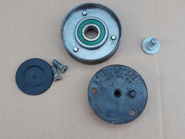 A8 D3 Q7 4L 4.2 FSI Rullefäste 079903417D image 4