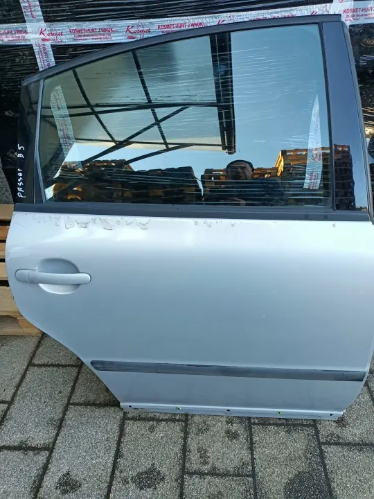 Portière arrière droite OEM LB7Z pour VW Passat B5 95-00 image 2