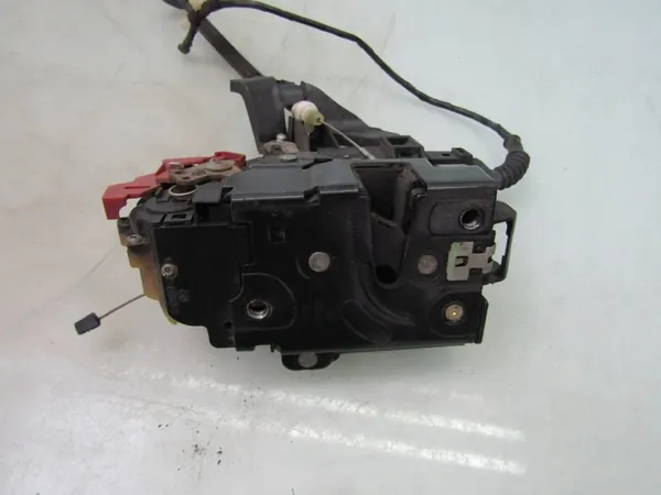 CAYENNE I 04R Vorderes Linkes Türschloss image 4