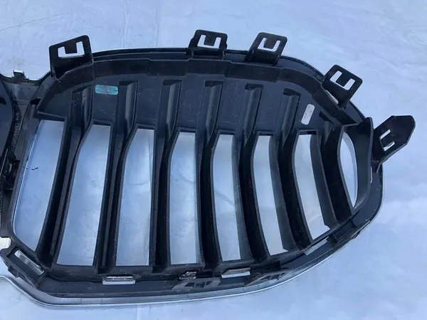 BMW F40 Griglia Persiana image 10