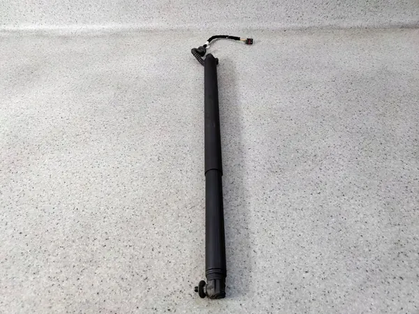 Atuador do porta-malas Skoda Karoq image 4