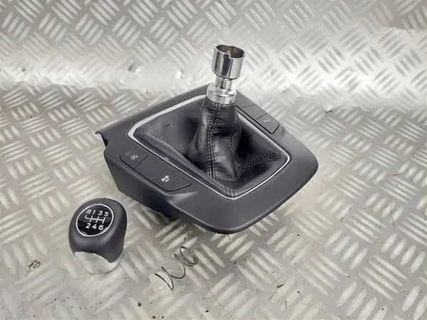 Schaltknauf OEM LX6R-7P002-CM für Ford Kuga MK3 image 2