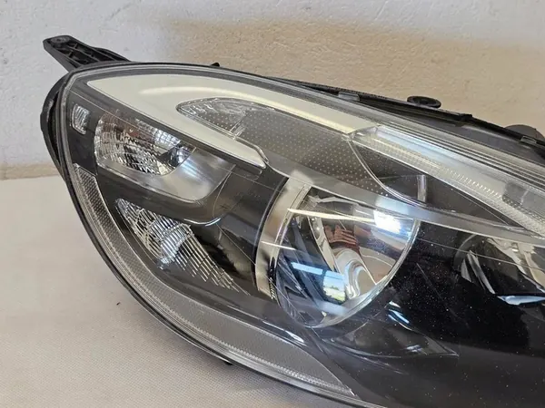 Oikea Ajovalo Volvo V40 V40 CC 2012-2019 OEM 7220200001 image 4