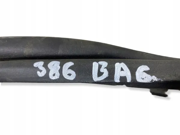 Jeep Grand Cherokee WL kori ovitiiviste OEM FOB57126 image 4