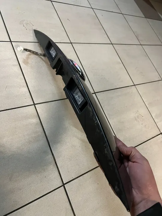 NISSAN JUKE F15 LIFT Garniture de hayon Z11 image 2