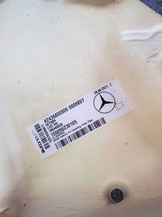 Tapis de sol Mercedes GLA W243 OEM A2436800700 Noir image 5