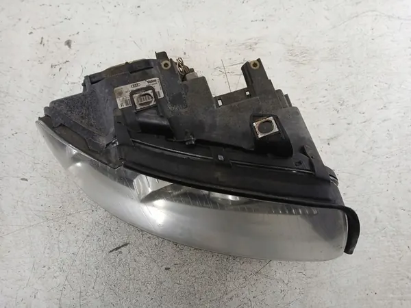 AUDI A4 B6 Faro Derecho Xenón 8E0941004AQ image 4