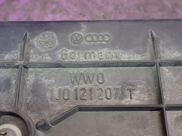 VW GOLF IV 97-06 1.4 75HK Kylarrubrik 1J0121207T image 10