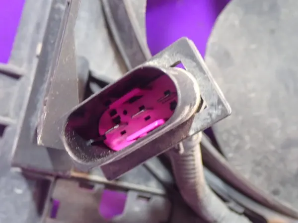 VW GOLF IV 97-06 1.4 75HK Kylarrubrik 1J0121207T image 5