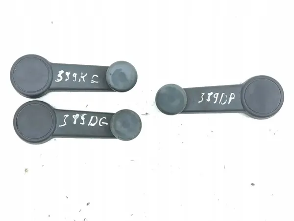 Ford Escort 1993 Voor Rechts Raamzwengel OEM 91ABA23342BA image 2