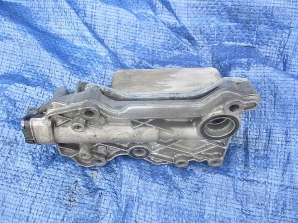 Mercedes-Benz oljefilterbas A6511800510 image 2