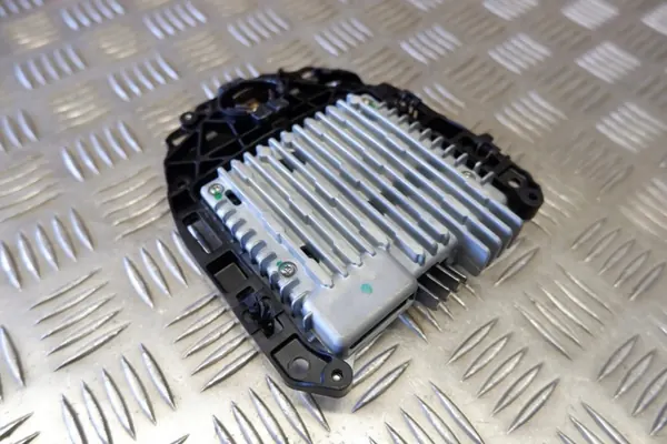 Tesla Frontkamera OEM 1038482-99-K für Model S 2016 image 10
