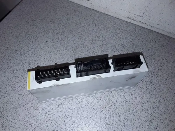 BMW 3 TOURING Mukavuusmoduuli OEM 61356944843 image 3