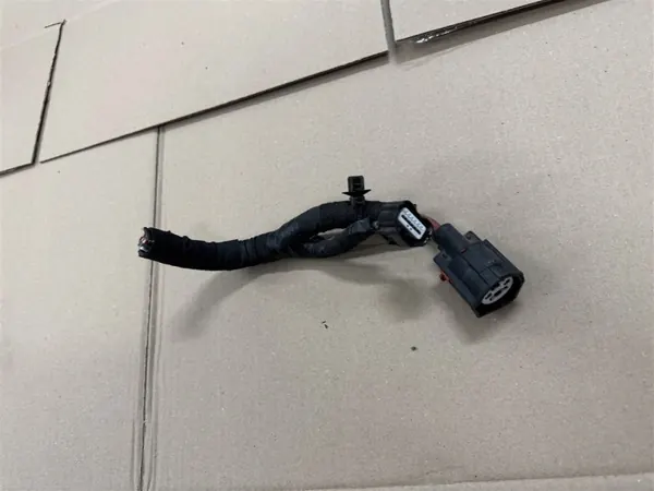 OEM 14-25R Servopumpfäste Renault Trafic image 2