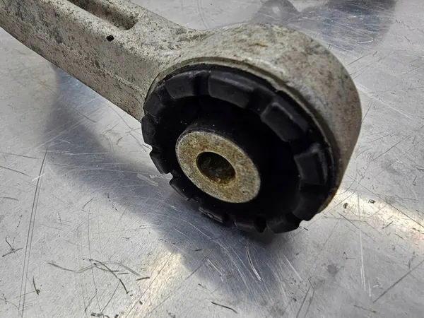 VOLVO XC60 II 2017+ Braccio di Controllo Superiore Destro 31360633 image 3