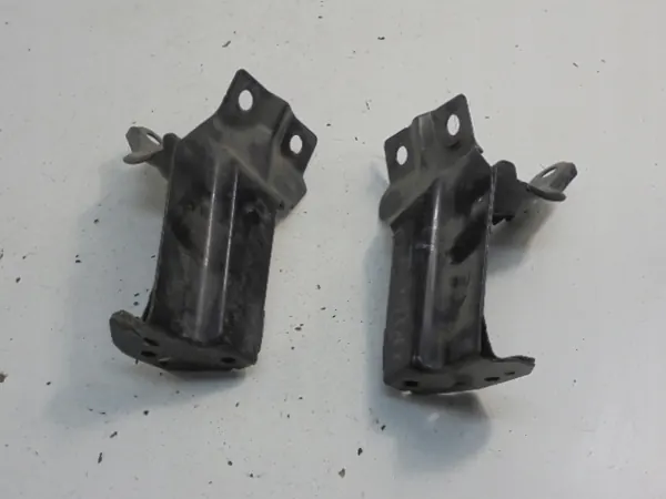 Support Radiateur Volvo S60 OEM 31261931 - Occasion image 3