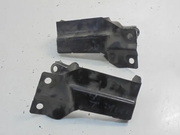 Support Radiateur Volvo S60 OEM 31261931 - Occasion image 5