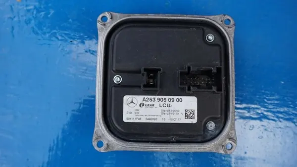 Volledig LED-koplampmodule OEM SPP16075 Mercedes GLC image 2