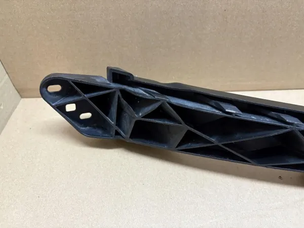 Support de Phare Audi Q2 81A Avant Droit 81A805608C image 3