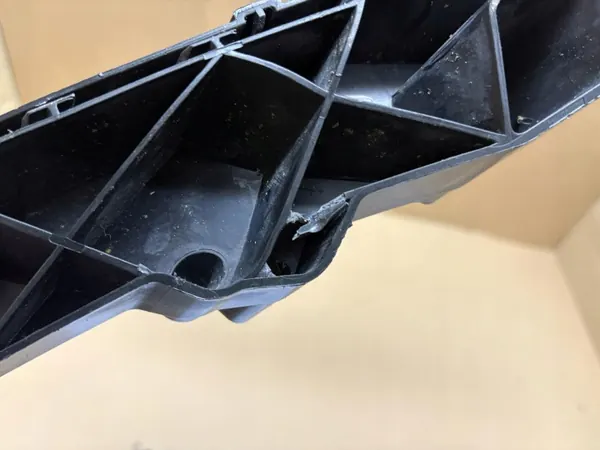 Support de Phare Audi Q2 81A Avant Droit 81A805608C image 8