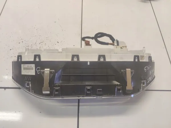 Peugeot 2008 Mittaristo OEM 9805969680 - Käytetty image 5