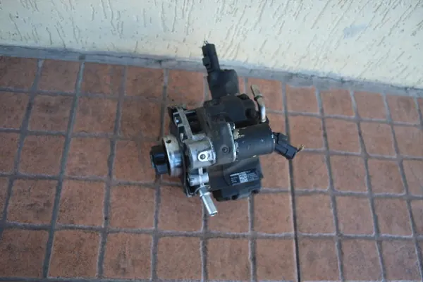 Peugeot OE 9654091880 Einspritzpumpe image 2