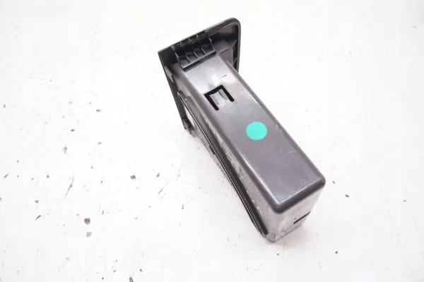 Juomaholderi OEM 3409712 Volvo V70 II, XC70 I, S60 I image 5