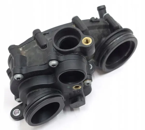 Audi Carcasa de Termostato A4 A5 Q7 059121111CB image 3