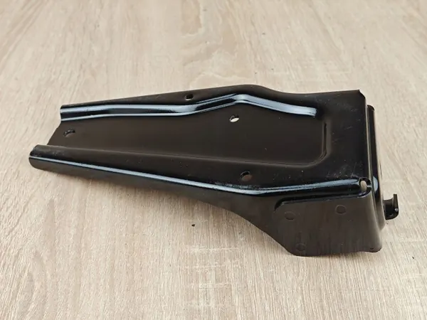 Kiinnitystuki OEM 6814568 BMW G26 G20 G22 G23 -malleille image 2