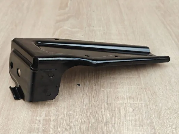 Kiinnitystuki OEM 6814568 BMW G26 G20 G22 G23 -malleille image 3
