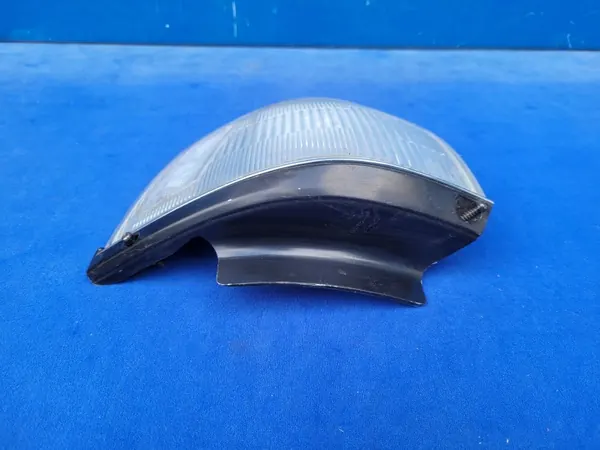 Toyota OEM A81610-32070 Sijaintivalo Etu Oikea image 5