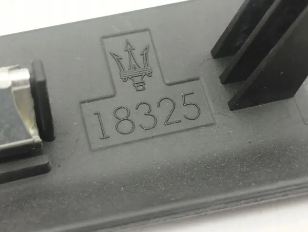 Saias laterais Maserati Ghibli 2014 OEM 18325 image 4