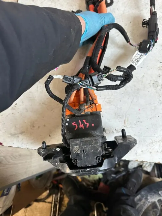 Tomada de carga Renault Megane V E-Tech OEM 296950132R image 2