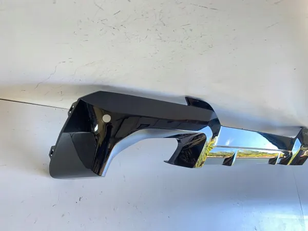OEM 8081853 Heckstoßstangen-Diffusor für BMW X3 G01 LCI image 3