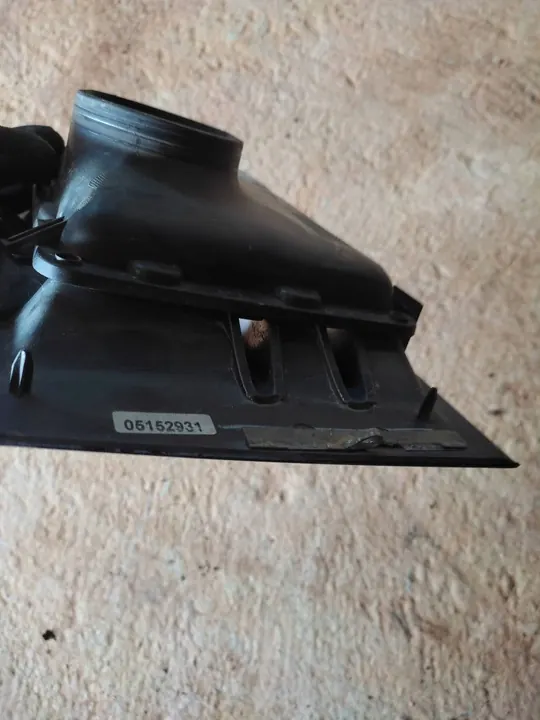 Admission d'air Land Rover Range Rover Sport L320 OEM 22090900 image 2