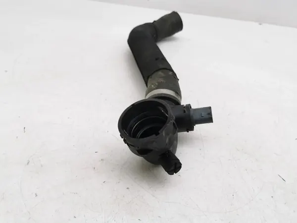 Audi A7 S7 4G 2013 Jäähdyttimen letku image 4