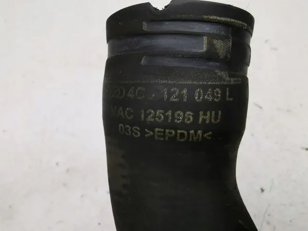 Audi A7 S7 4G 2013 Jäähdyttimen letku image 7