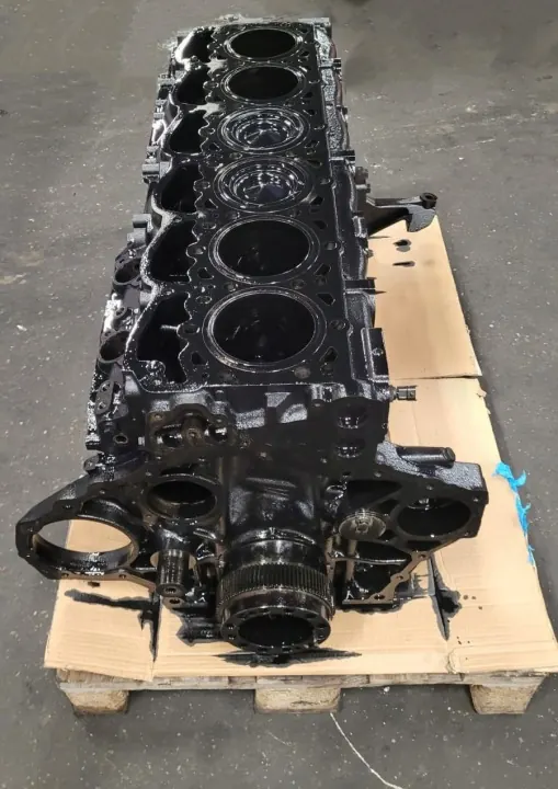 DAF XF 106 Euro 6 moottorilohko mukaan männät OEM 0965294vf image 3