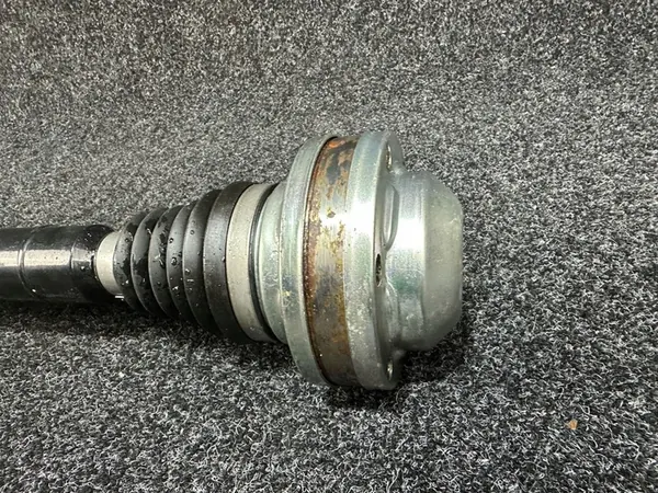 VW AUDI SEAT SKODA Höger drivaxel 5Q0407272DQ image 5