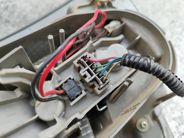 LÁMPARA TRASERA DERECHA TOYOTA VERSO 09-18 image 8