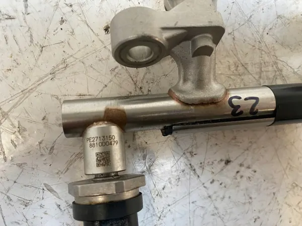 Mazda CX-30 Molde de Inyección OEM PE2713150 image 3
