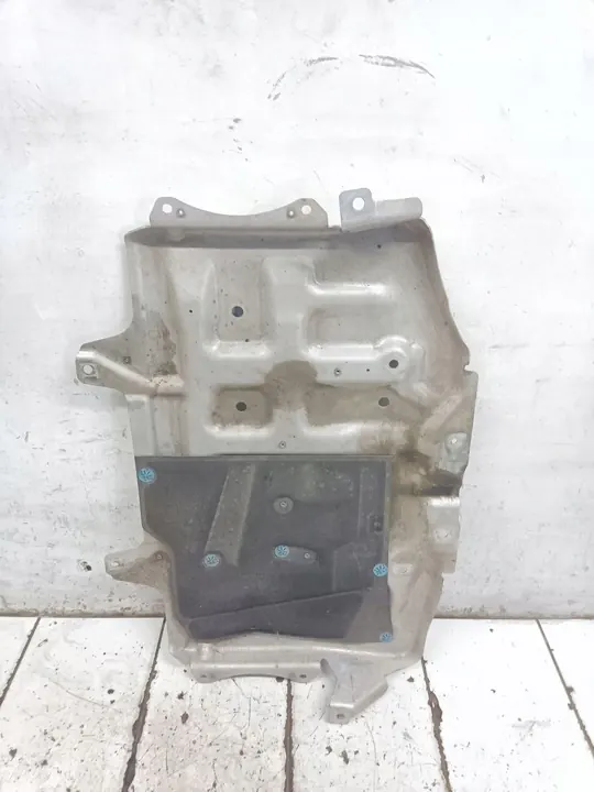 2023 Land Rover Defender Gearbox Shield L8B27E063 image 2